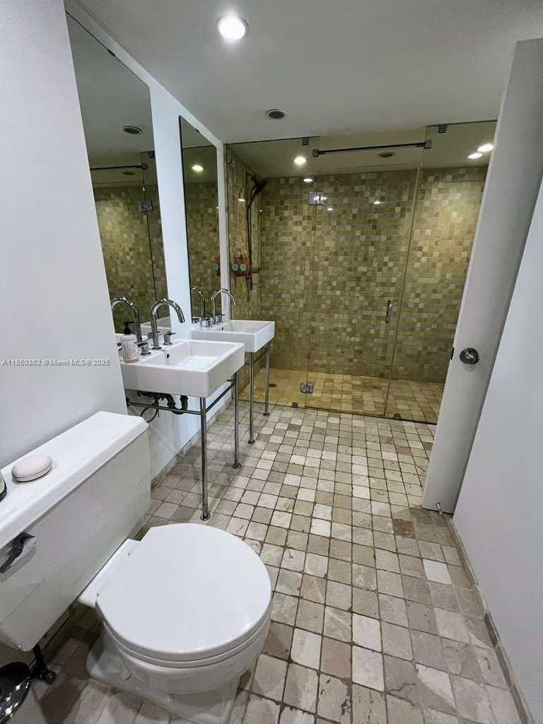Small Image of 10101 EAST BAY HARBOR DR #610, Bay Harbor Islands Number 23