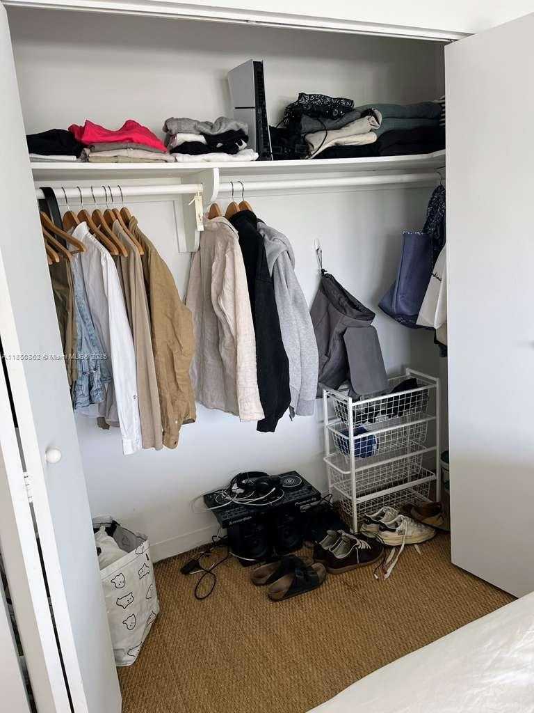 Small Image of 10101 EAST BAY HARBOR DR #610, Bay Harbor Islands Number 26
