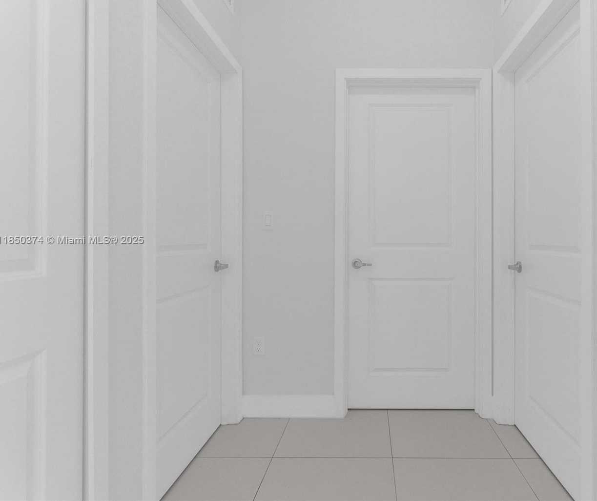 Small Image of 19447 SOUTH WEST 124TH CT, Miami Number 25