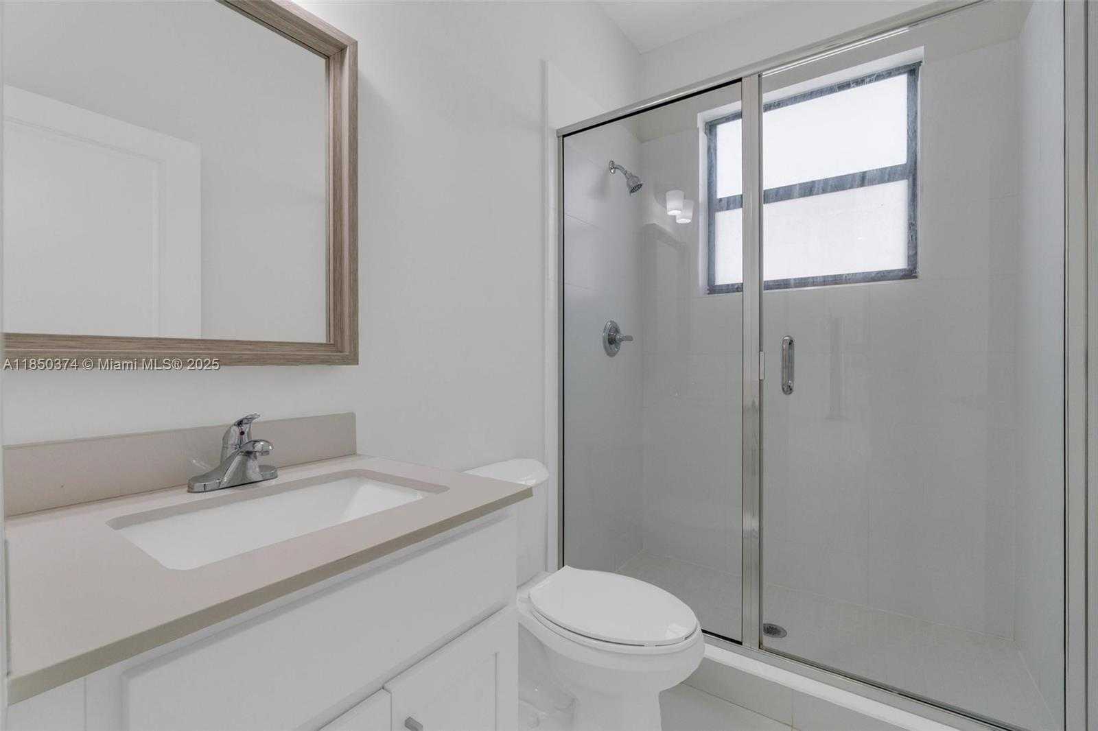 Small Image of 19447 SOUTH WEST 124TH CT, Miami Number 26