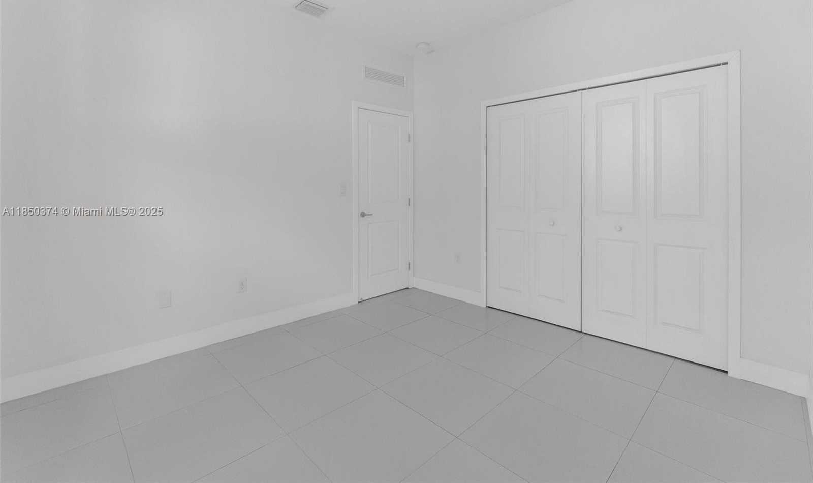 Small Image of 19447 SOUTH WEST 124TH CT, Miami Number 35