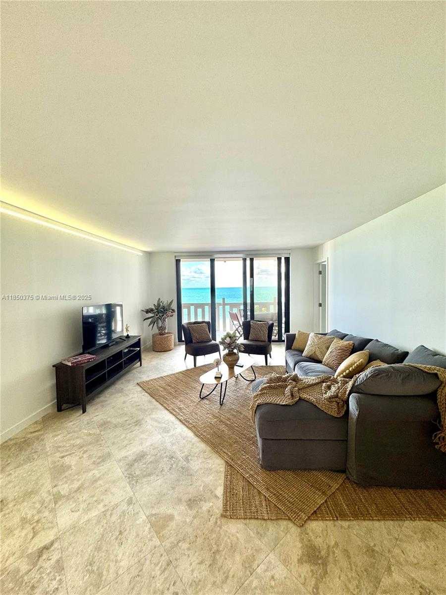 Small Image of 1111 CRANDON BLVD #A404, Key Biscayne Number 44