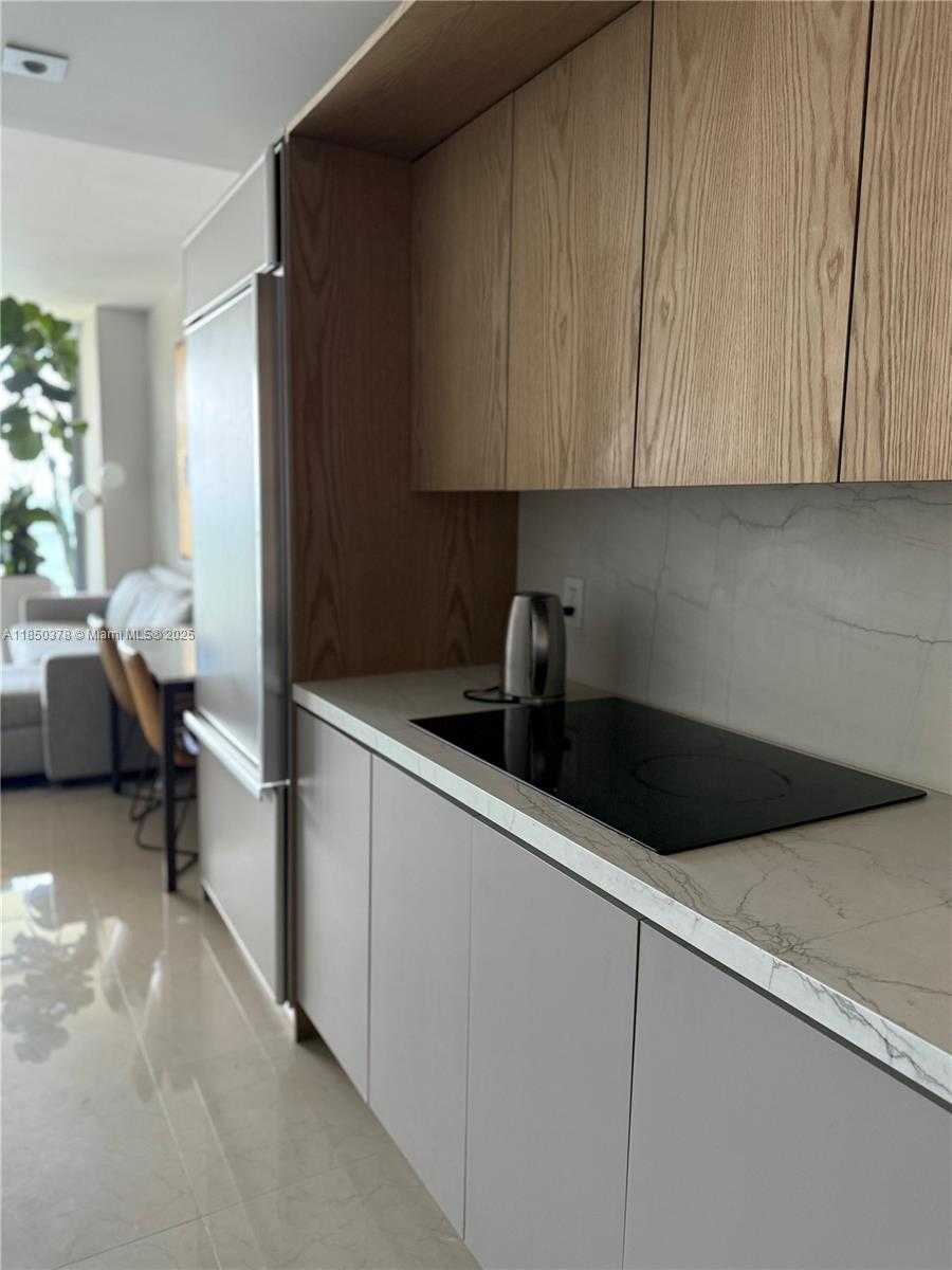 Small Image of 460 NORTH EAST 28TH ST #803, Miami Number 13