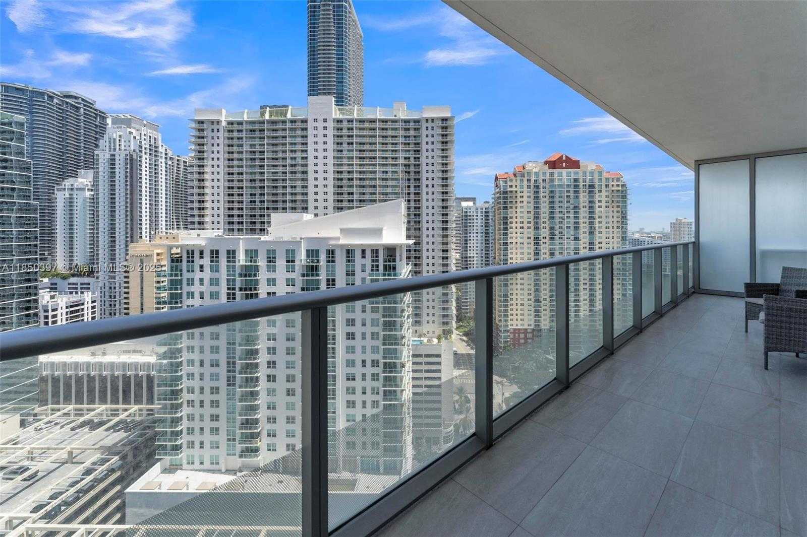 Small Image of 1300 BRICKELL BAY DR #2511, Miami Number 19