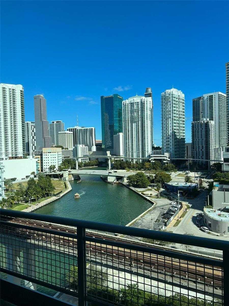 Small Image of 690 SOUTH WEST 1ST CT #1506, Miami Number 12
