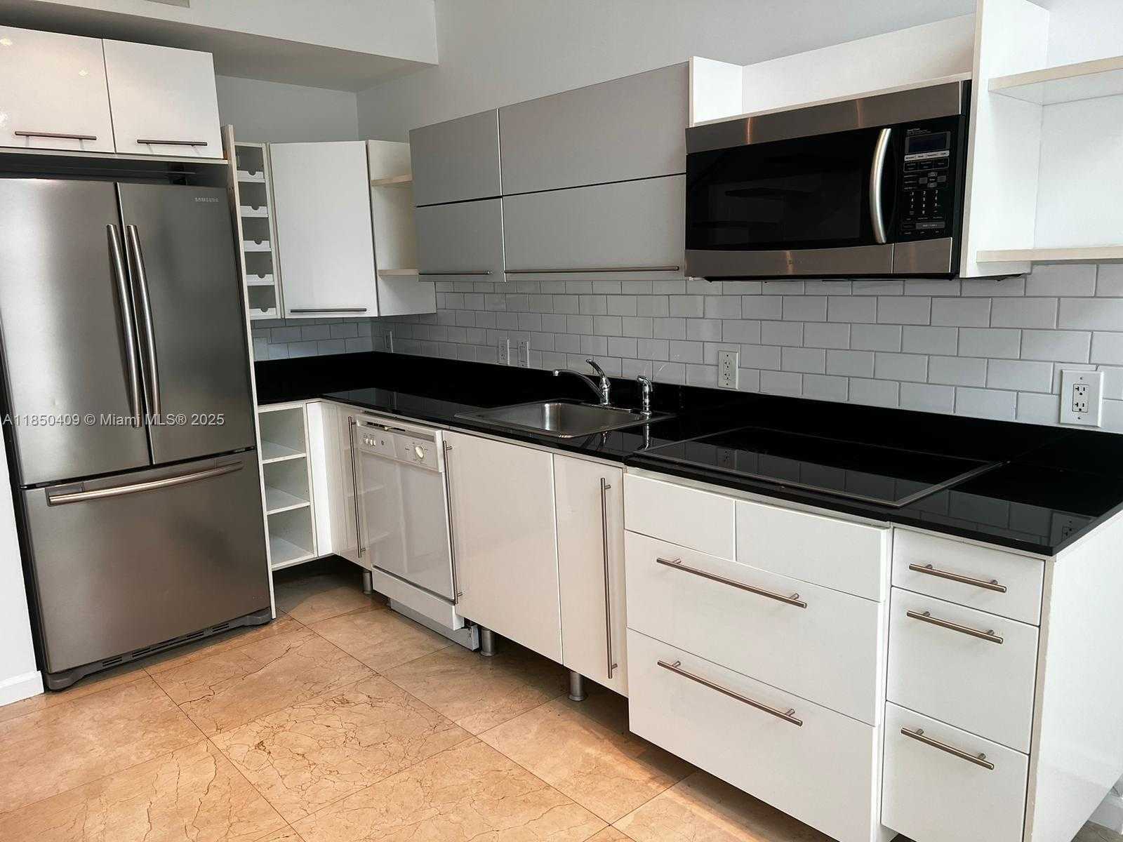 Small Image of 690 SOUTH WEST 1ST CT #1506, Miami Number 16