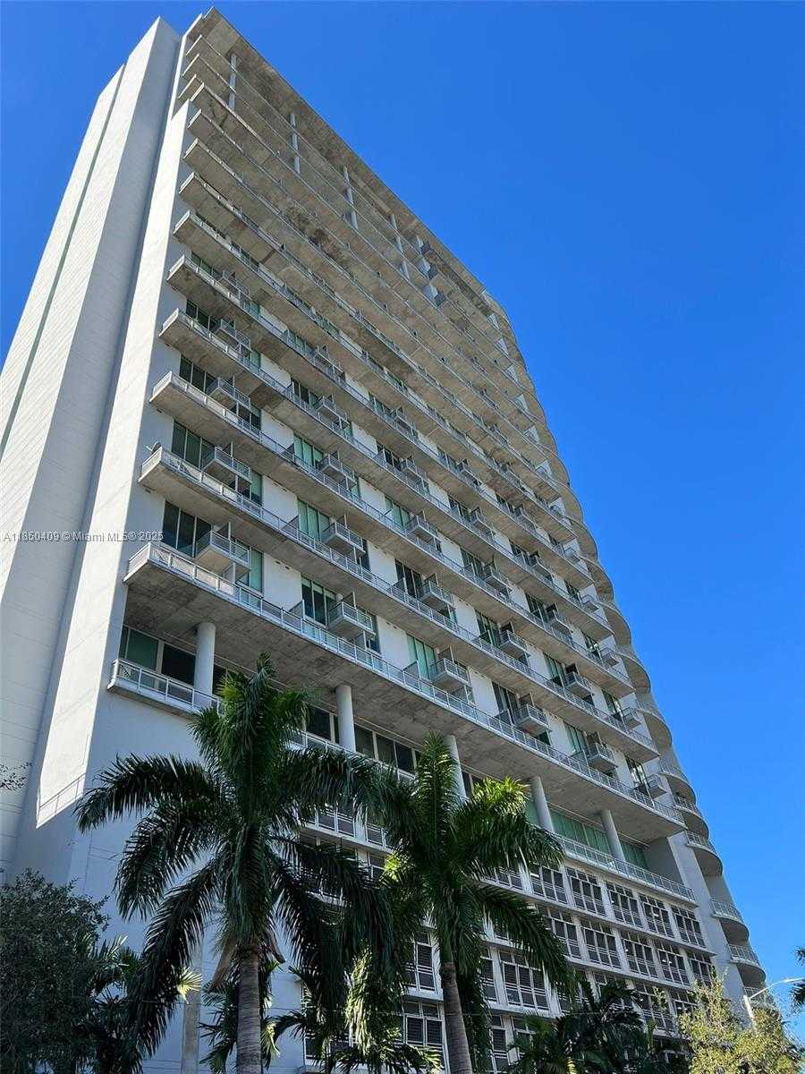 Small Image of 690 SOUTH WEST 1ST CT #1506, Miami Number 33