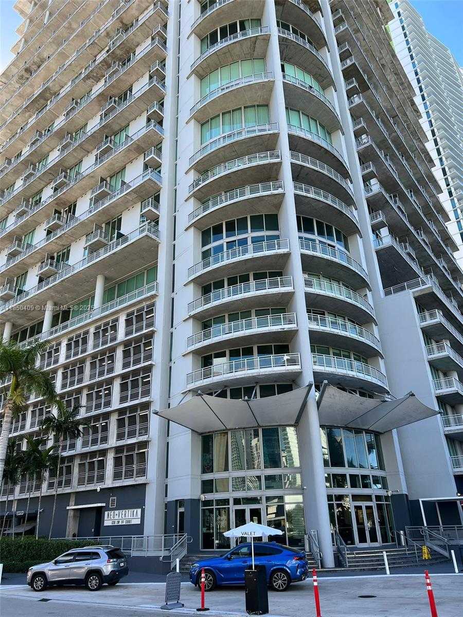 Small Image of 690 SOUTH WEST 1ST CT #1506, Miami Number 34