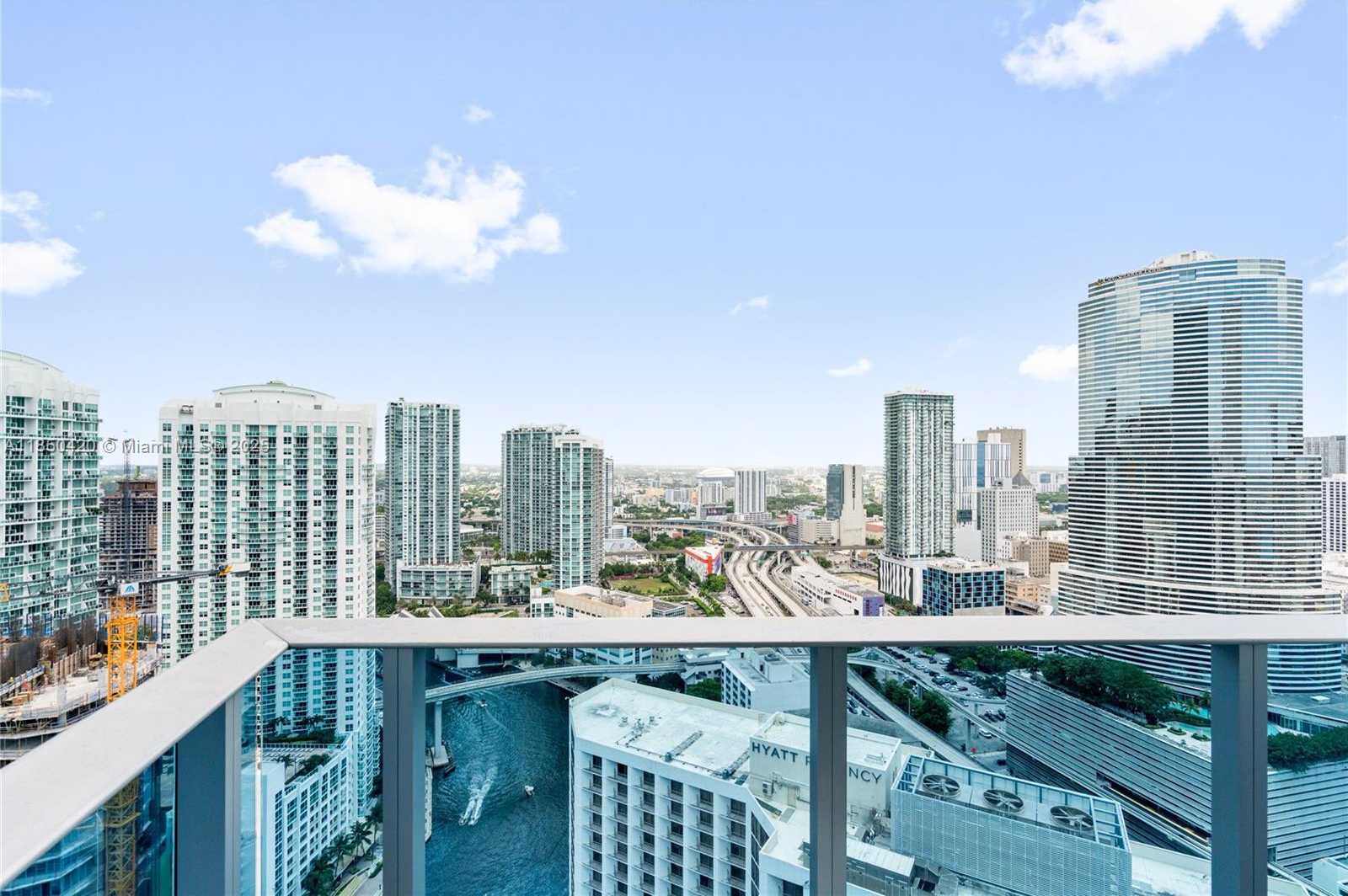 Small Image of 200 BISCAYNE BOULEVARD WAY #3802, Miami Number 30