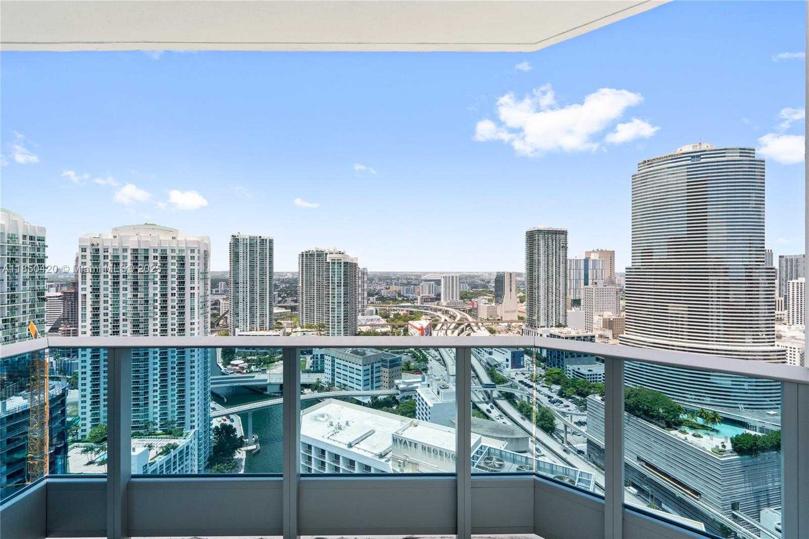 Small Image of 200 BISCAYNE BOULEVARD WAY #3802, Miami Number 45