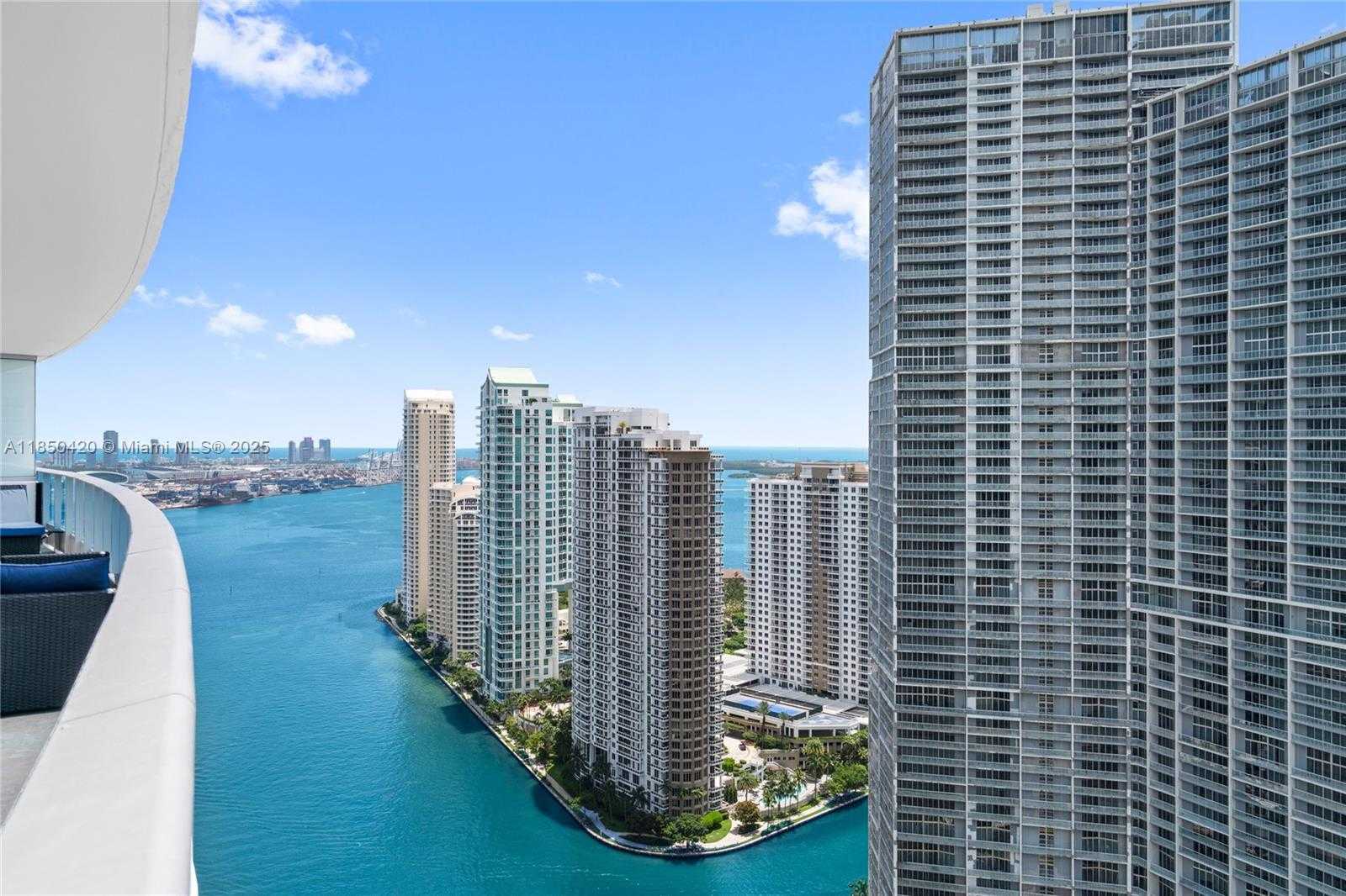 Small Image of 200 BISCAYNE BOULEVARD WAY #3802, Miami Number 54