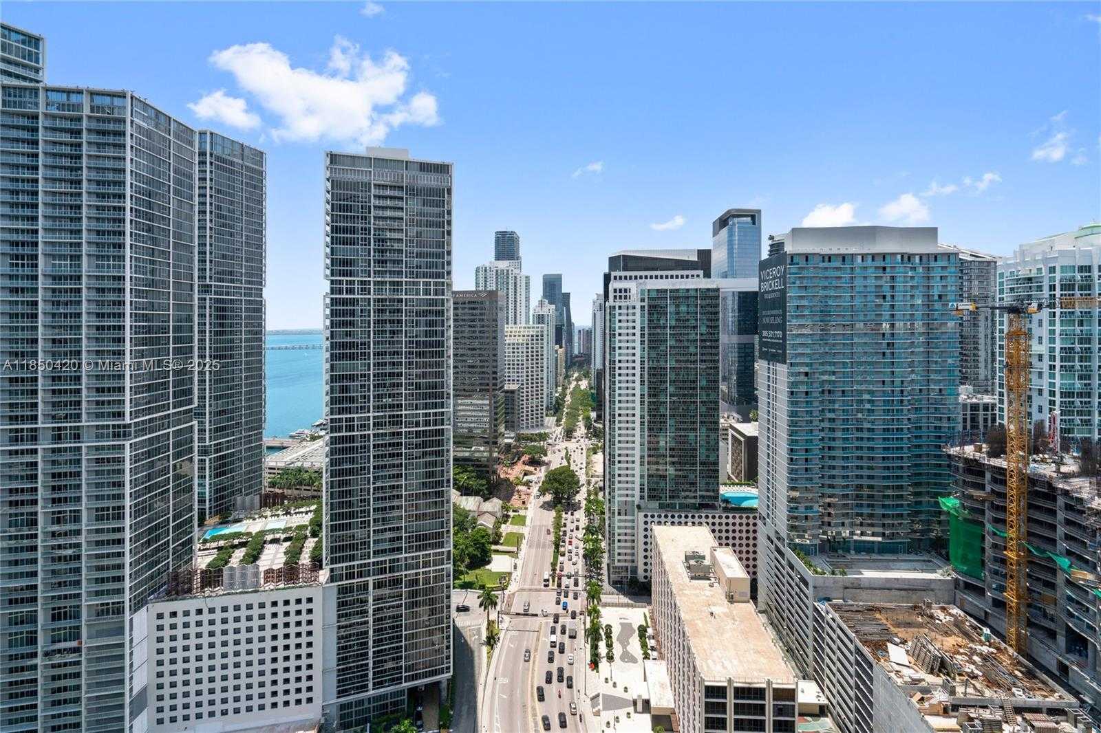 Small Image of 200 BISCAYNE BOULEVARD WAY #3802, Miami Number 55