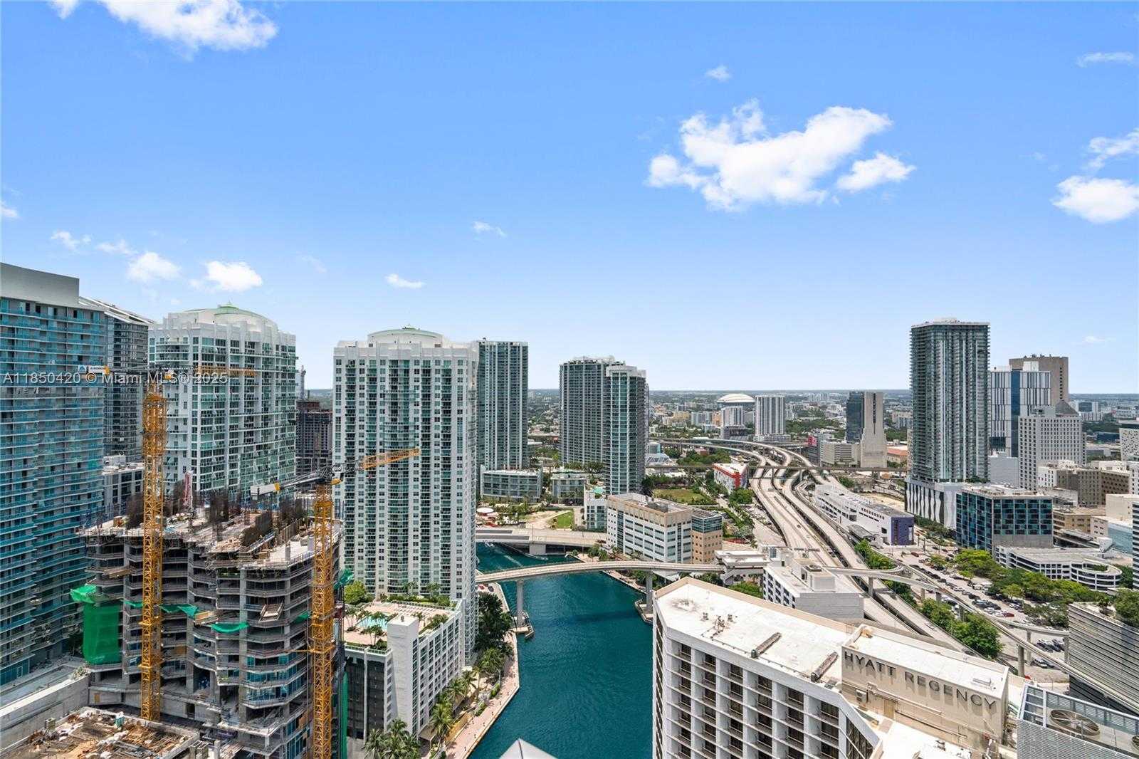 Small Image of 200 BISCAYNE BOULEVARD WAY #3802, Miami Number 60