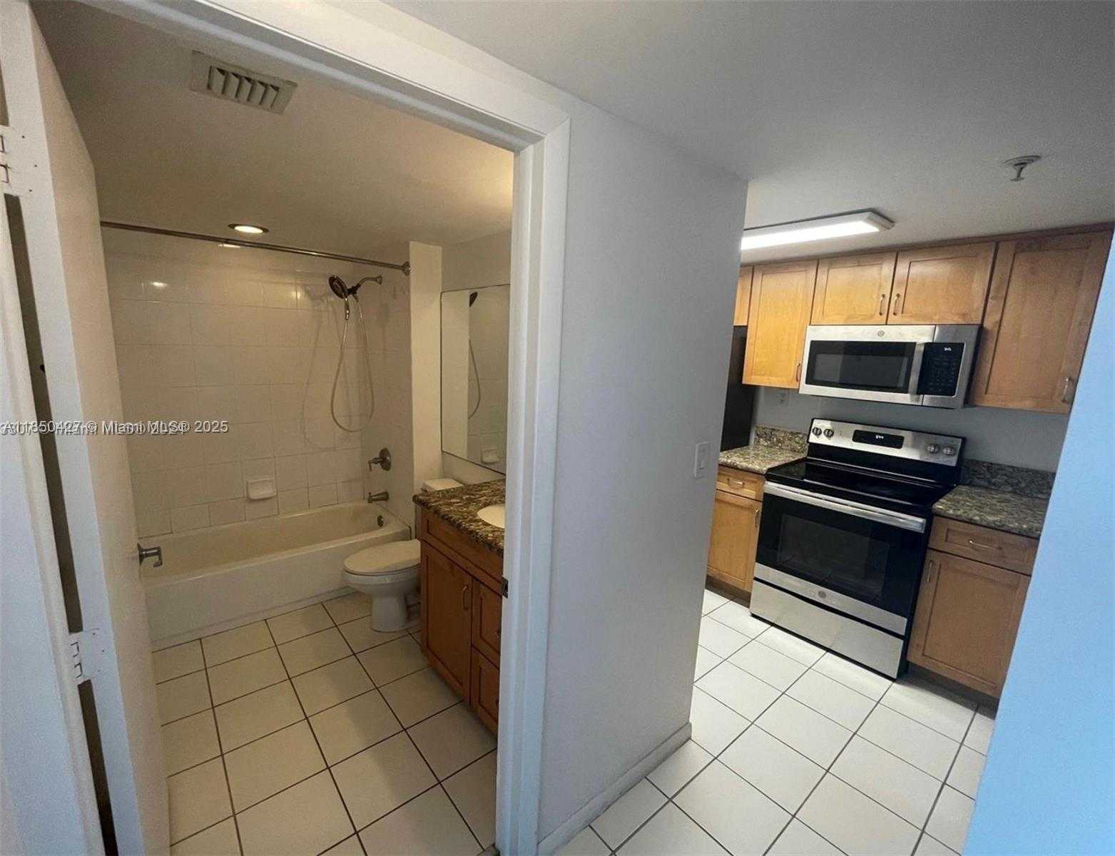 Small Image of 650 WEST AVE #1206, Miami Beach Number 12