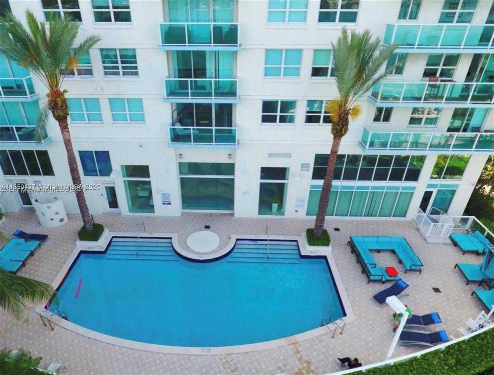 Small Image of 650 WEST AVE #1206, Miami Beach Number 3
