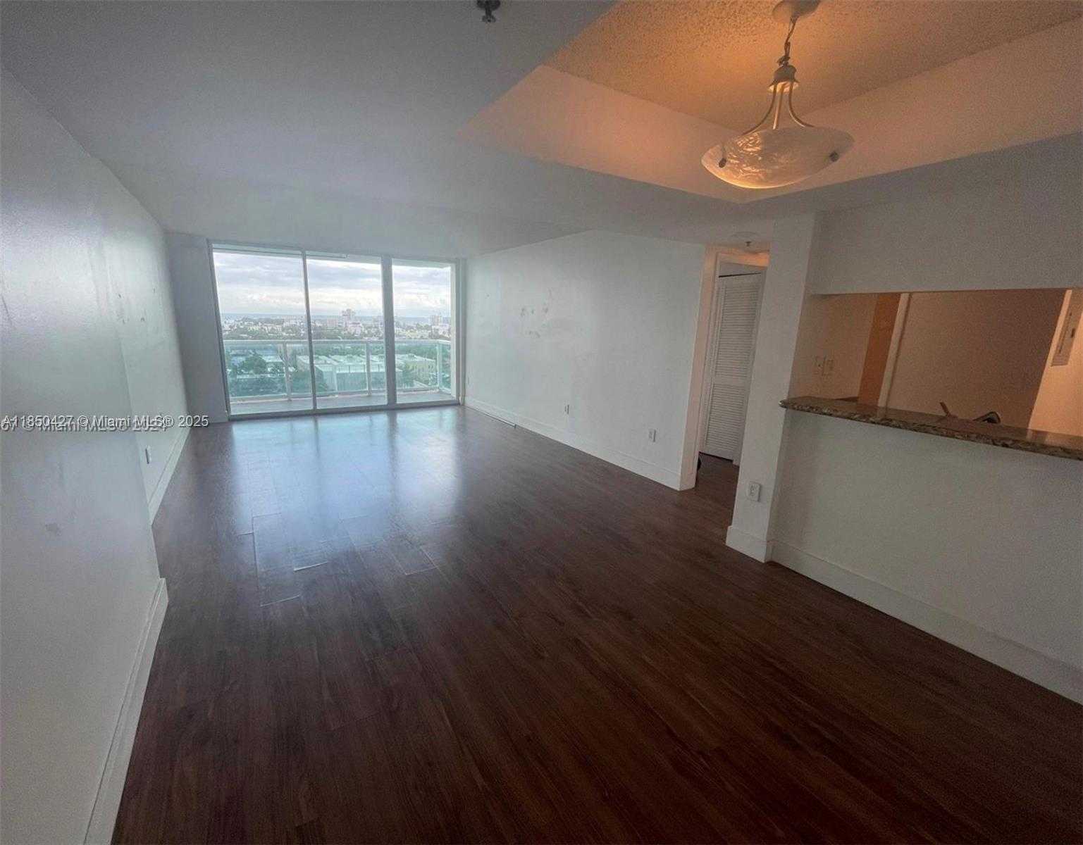 Small Image of 650 WEST AVE #1206, Miami Beach Number 5