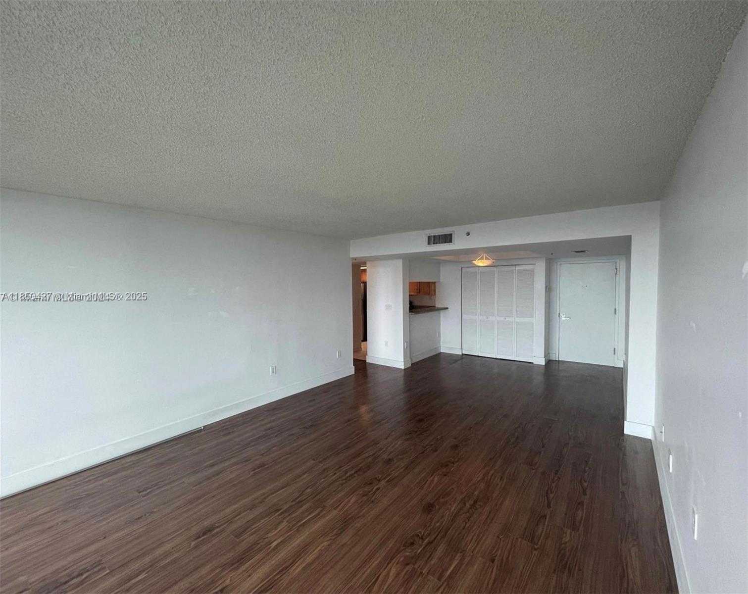 Small Image of 650 WEST AVE #1206, Miami Beach Number 6