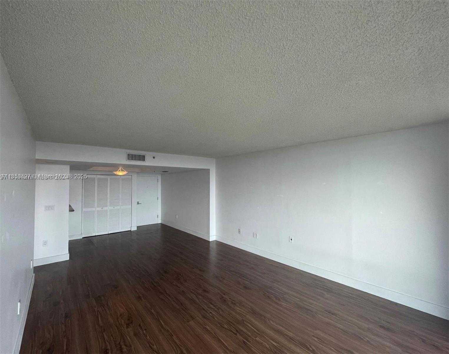 Small Image of 650 WEST AVE #1206, Miami Beach Number 7