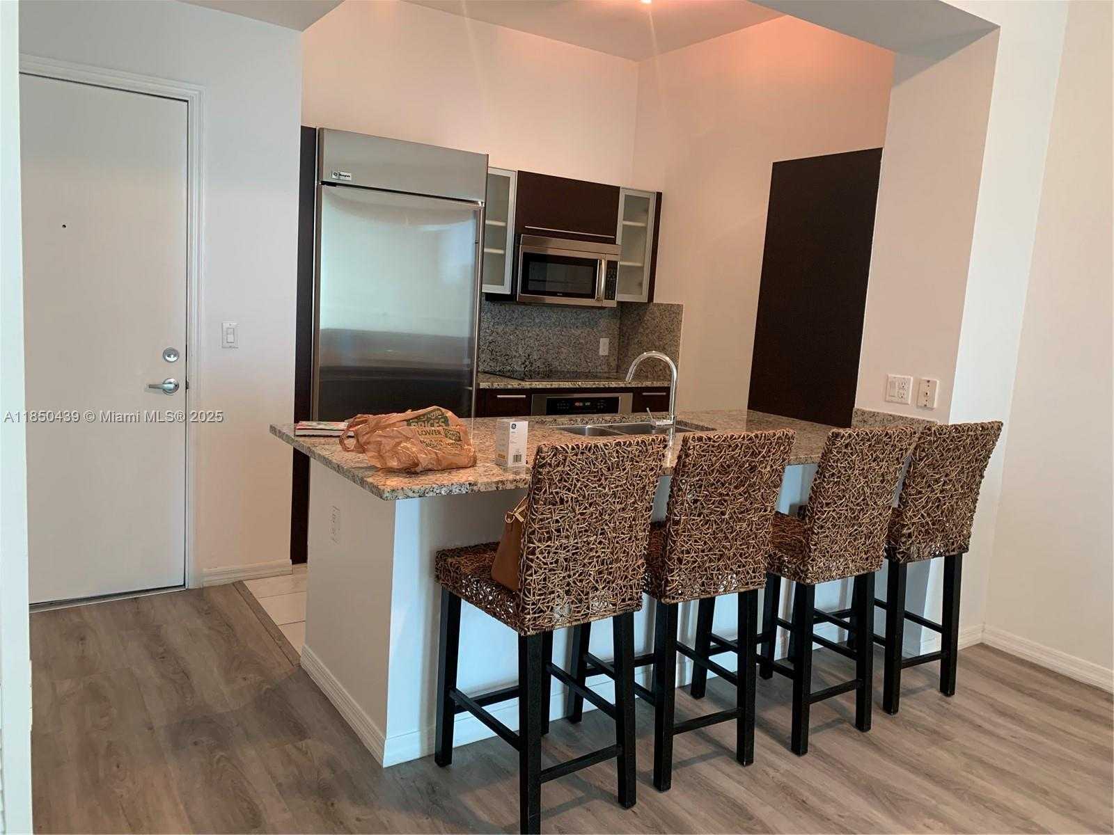 Small Image of 950 BRICKELL BAY DR #4303, Miami Number 2