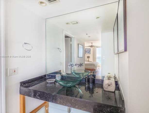 Small Image of 6767 COLLINS AVE #1608, Miami Beach Number 2