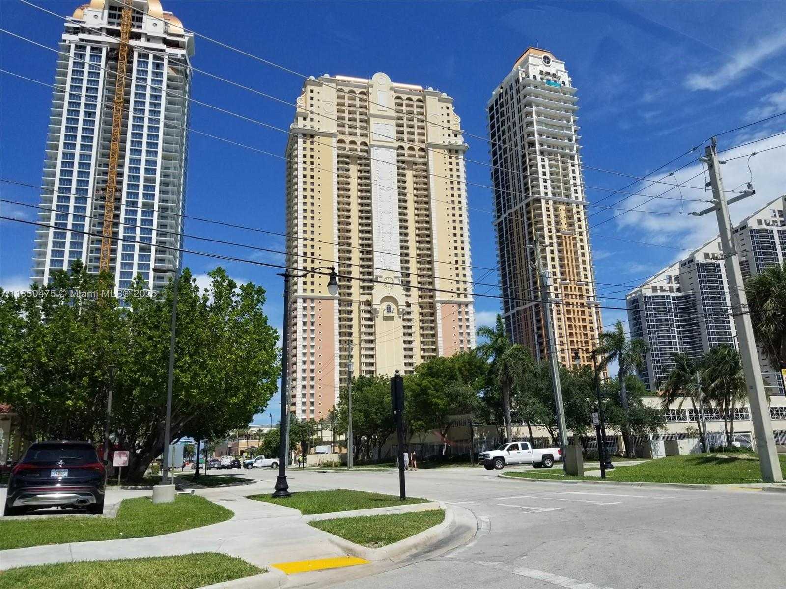 Small Image of 250 180TH DR #508, Sunny Isles Beach Number 26