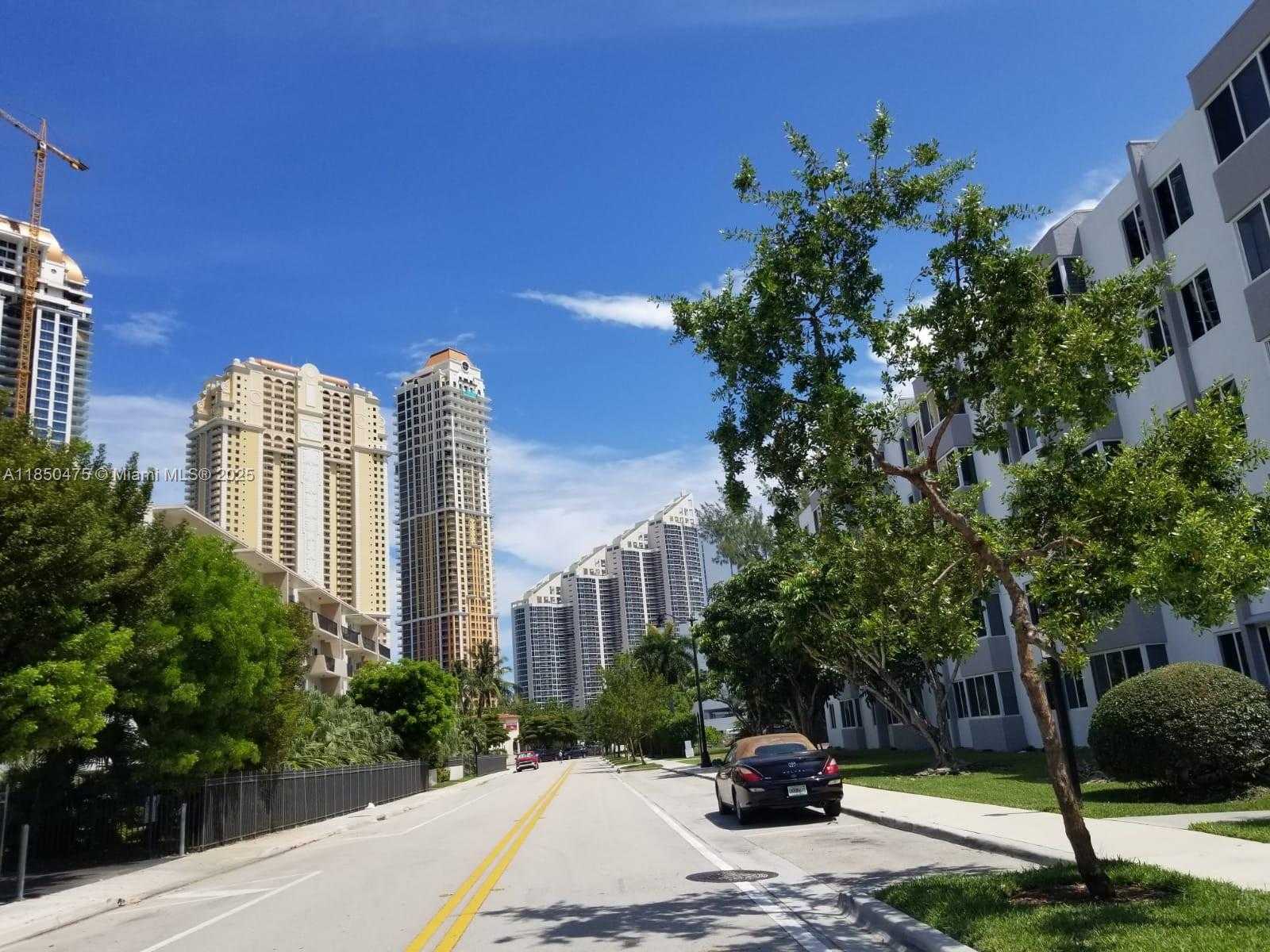 Small Image of 250 180TH DR #508, Sunny Isles Beach Number 28