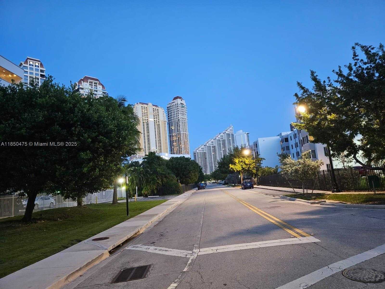 Small Image of 250 180TH DR #508, Sunny Isles Beach Number 31
