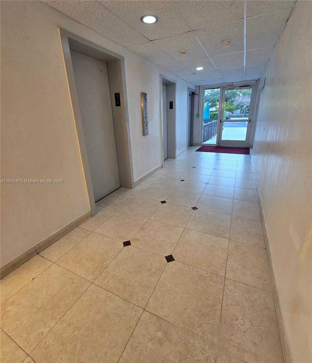 Small Image of 250 180TH DR #508, Sunny Isles Beach Number 36