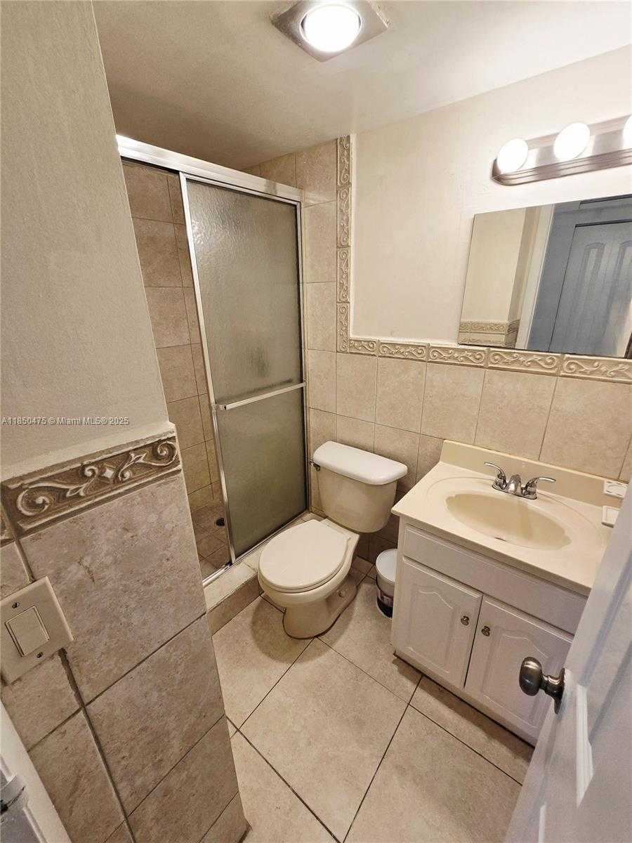 Small Image of 250 180TH DR #508, Sunny Isles Beach Number 40
