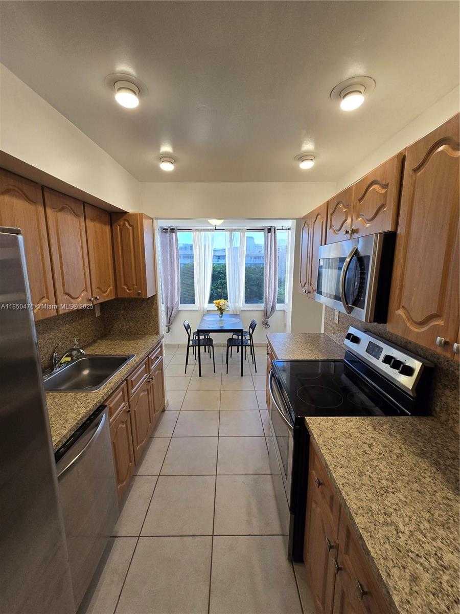Small Image of 250 180TH DR #508, Sunny Isles Beach Number 43