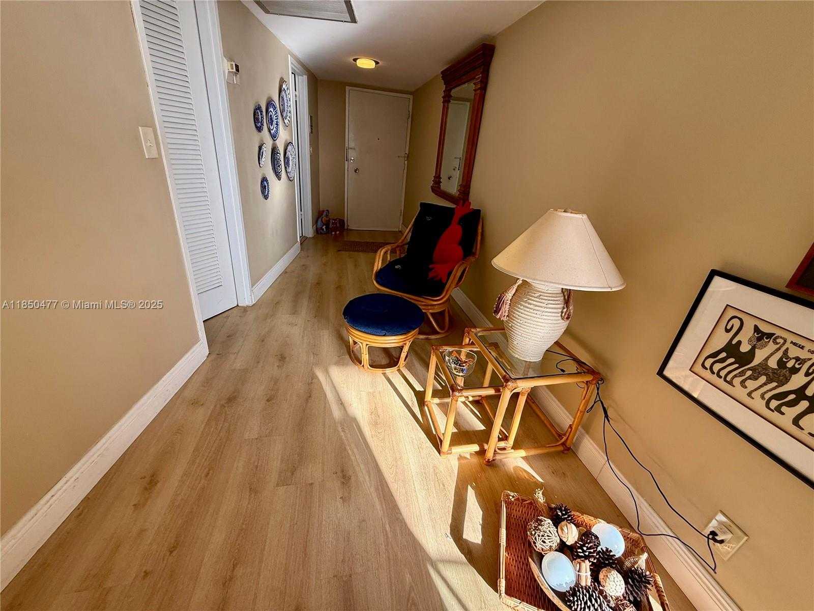 Small Image of 900 BAY DR #713, Miami Beach Number 9