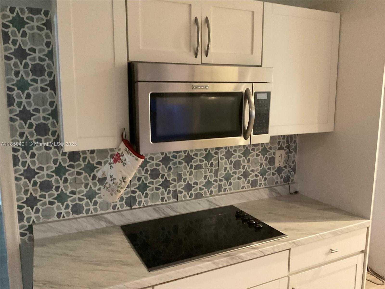 Small Image of 1830 DEWEY ST #5, Hollywood Number 5