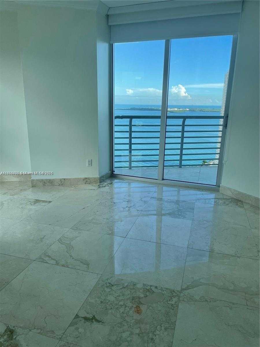 Small Image of 325 SOUTH BISCAYNE BLVD #3526, Miami Number 2