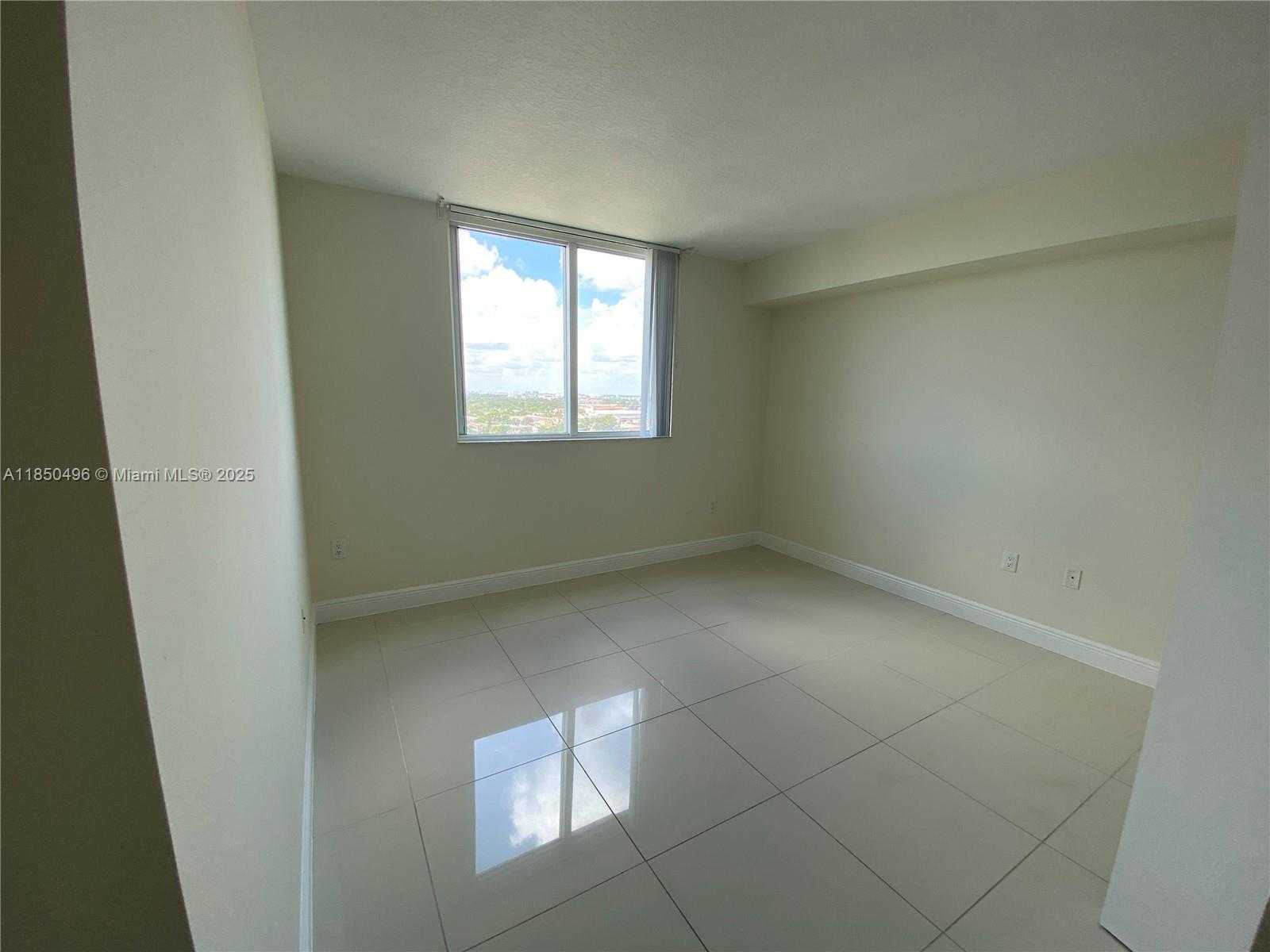 Small Image of 1861 NORTH WEST S RIVER DR #1701, Miami Number 12