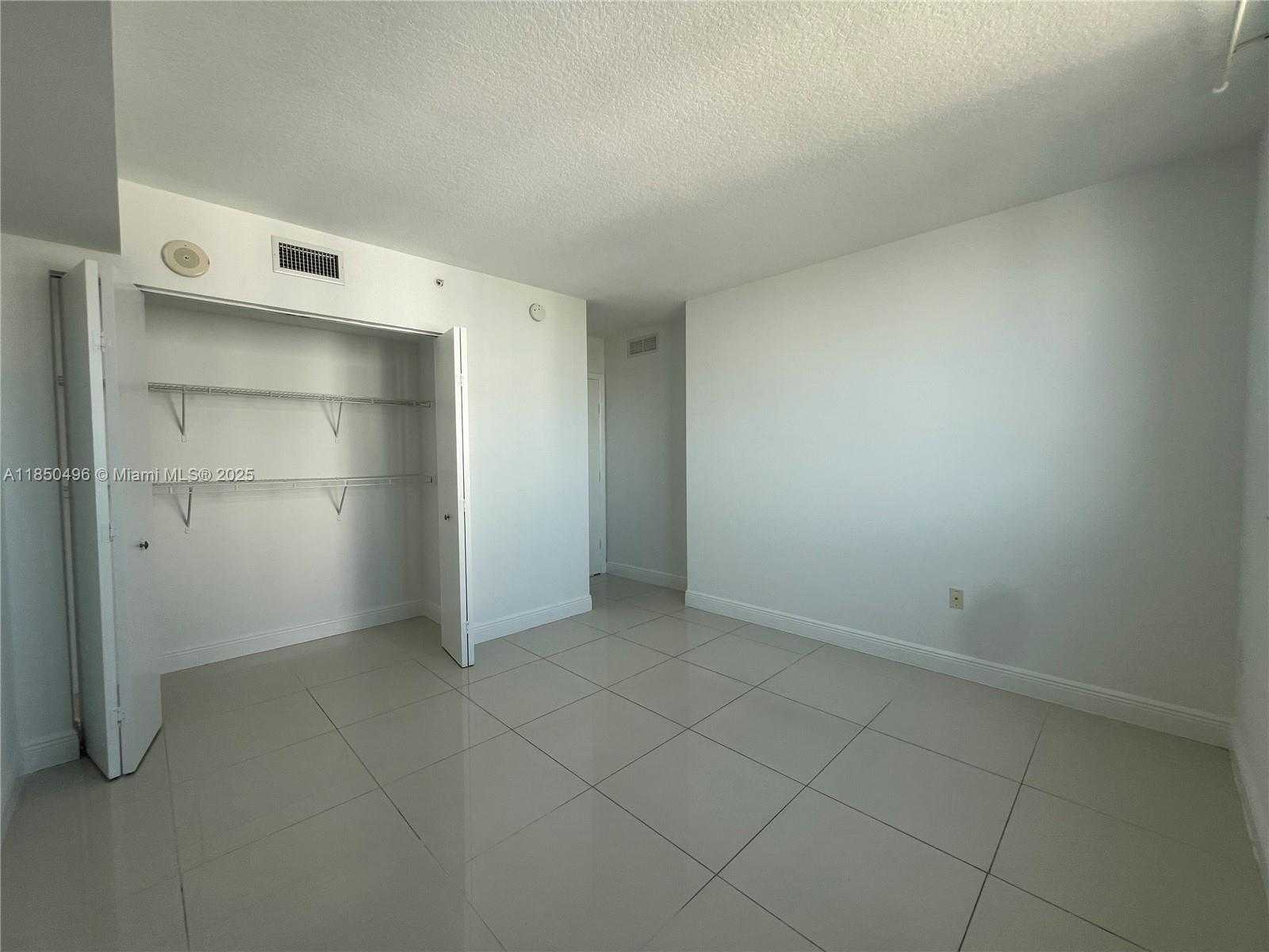 Small Image of 1861 NORTH WEST S RIVER DR #1701, Miami Number 14