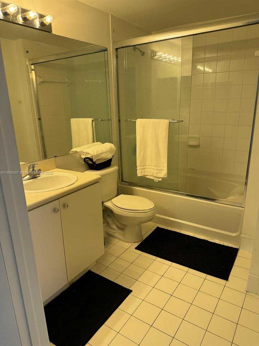 Small Image of 5085 NORTH WEST 7TH ST #605, Miami Number 10