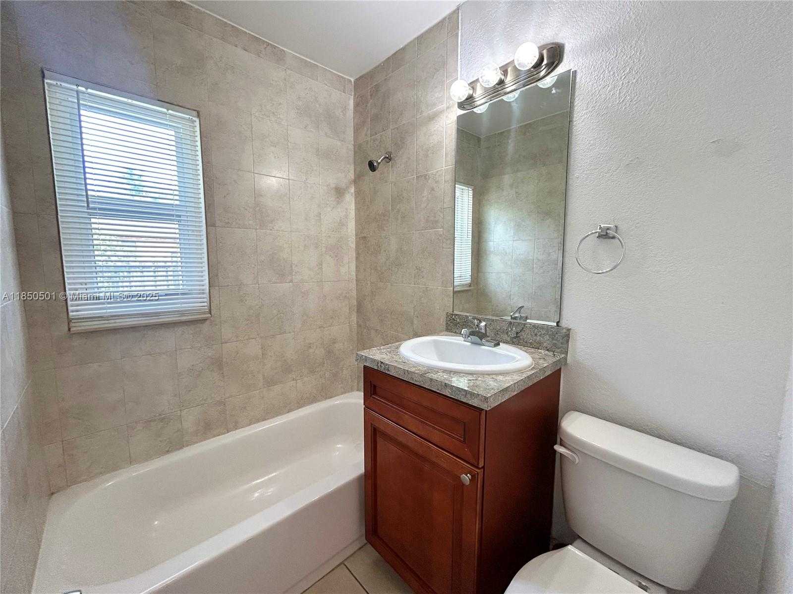 Small Image of 110 NORTH EAST 56TH ST #110, Miami Number 16
