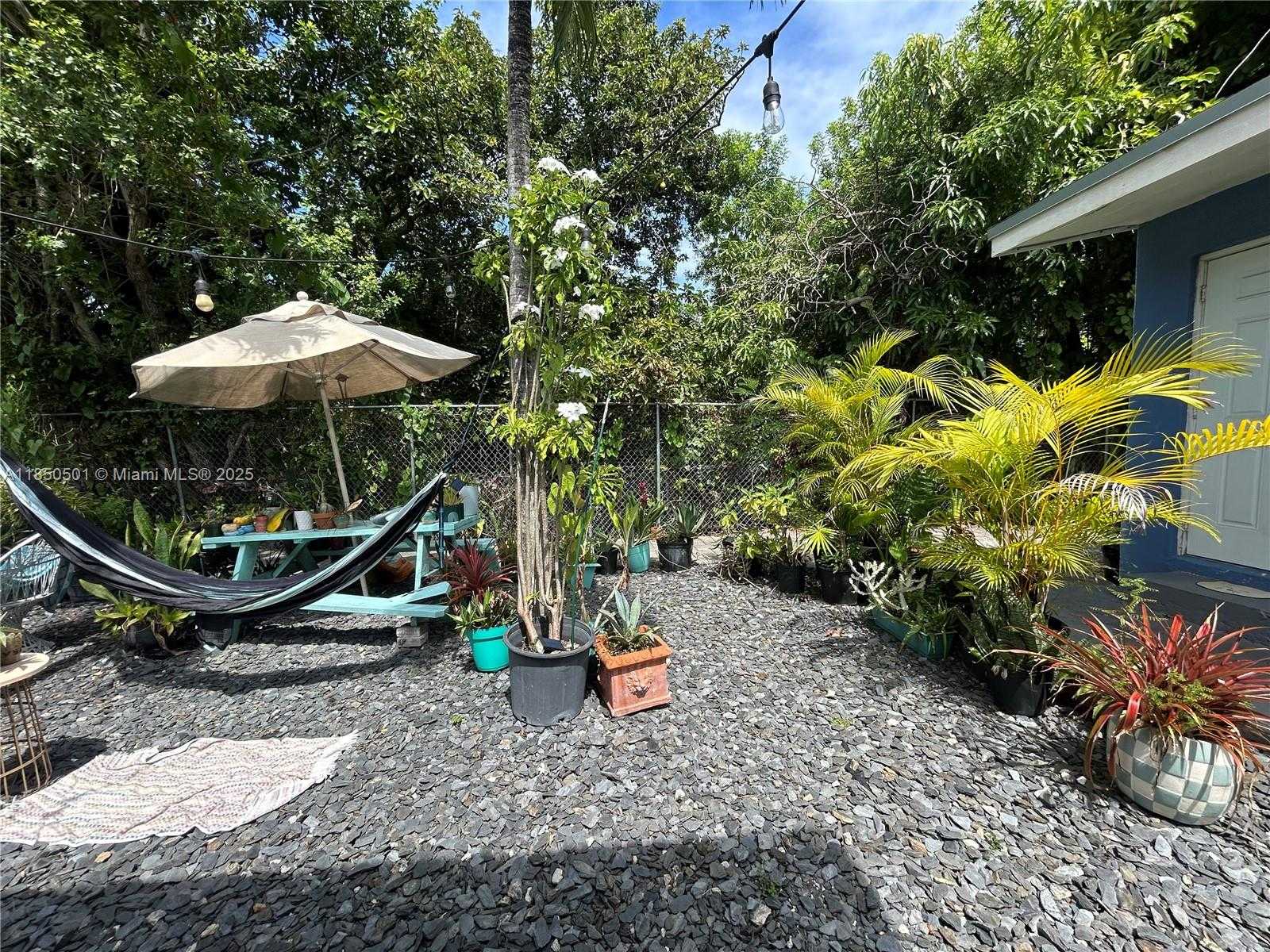 Small Image of 110 NORTH EAST 56TH ST #110, Miami Number 3