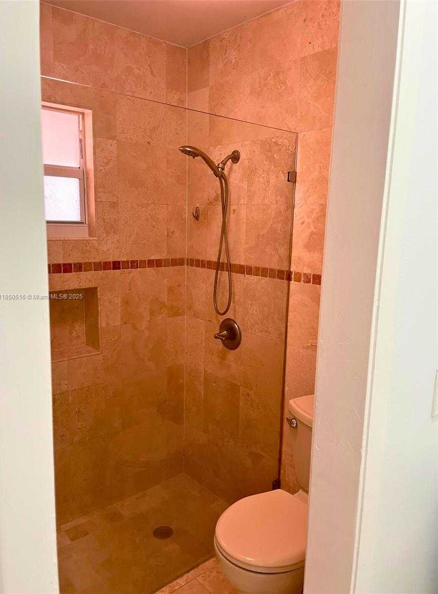 Small Image of 20020 NORTH WEST 64TH CT #2, Hialeah Number 17