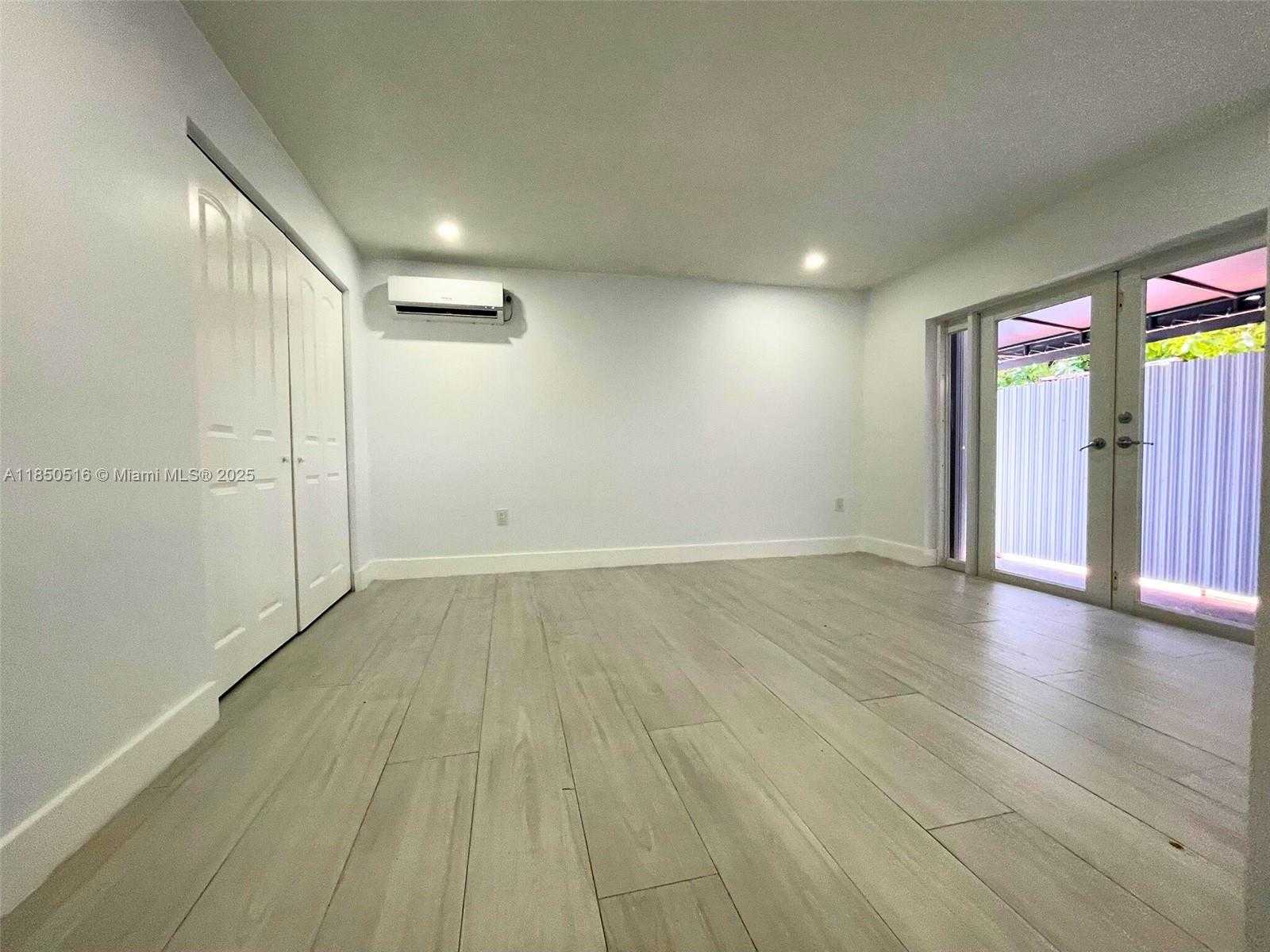 Small Image of 20020 NORTH WEST 64TH CT #2, Hialeah Number 29