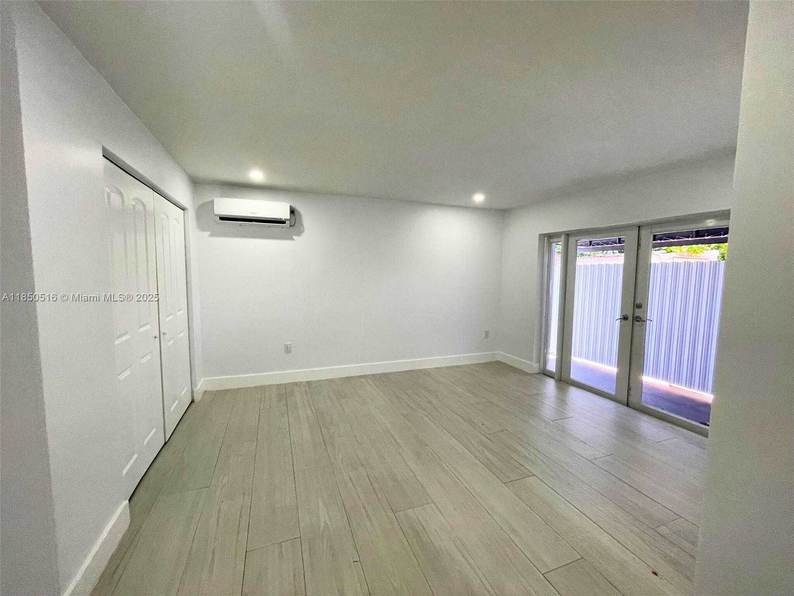 Small Image of 20020 NORTH WEST 64TH CT #2, Hialeah Number 30
