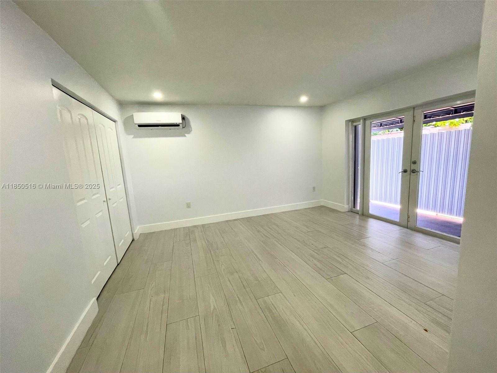 Small Image of 20020 NORTH WEST 64TH CT #2, Hialeah Number 31