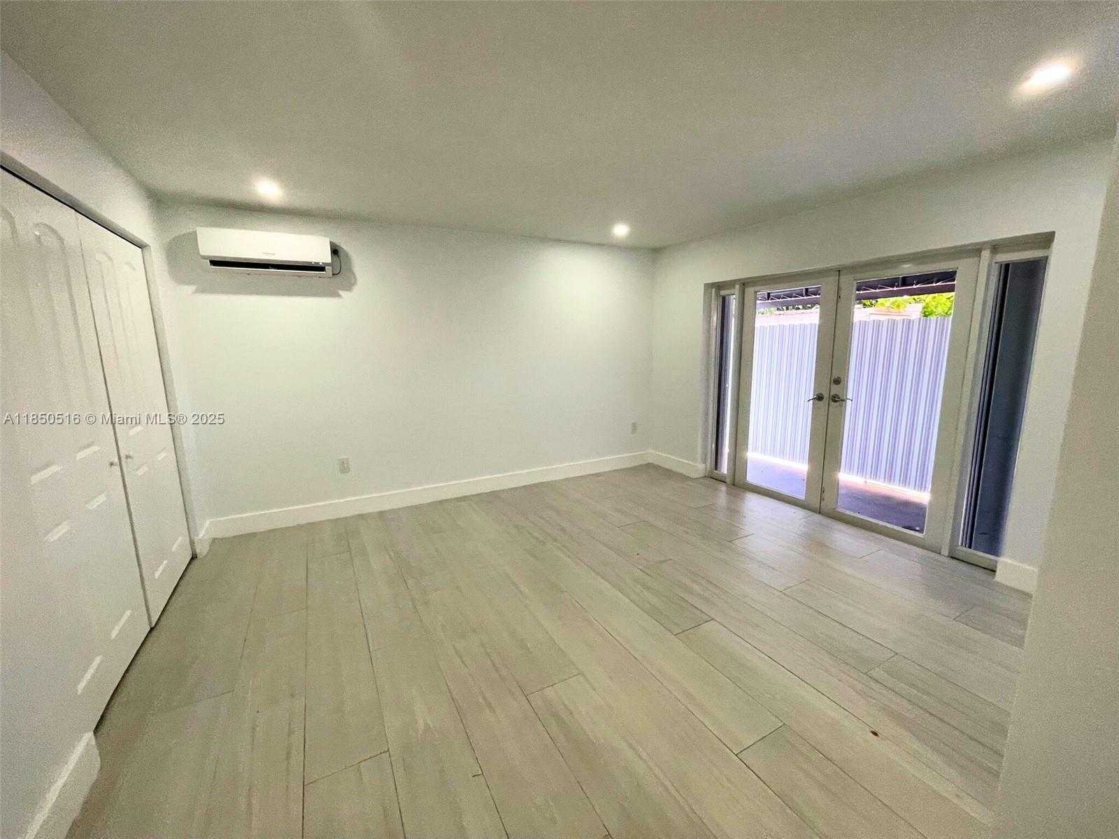 Small Image of 20020 NORTH WEST 64TH CT #2, Hialeah Number 32