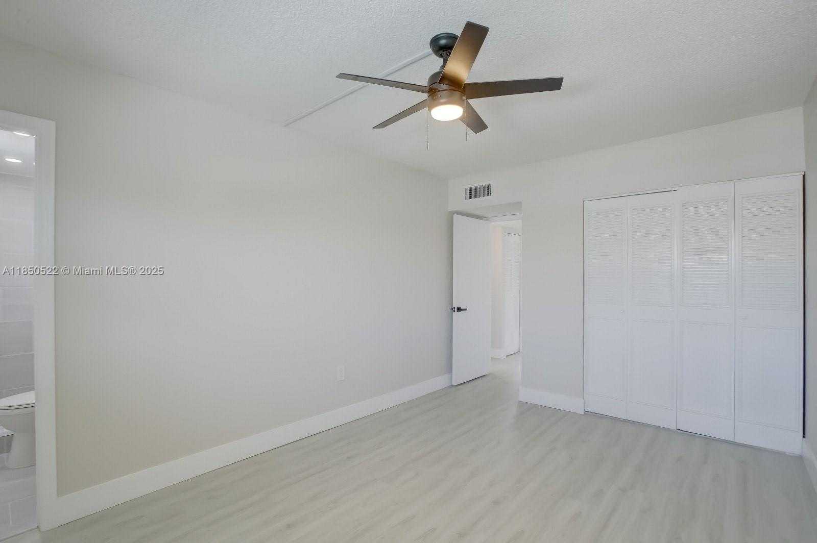 Small Image of 1720 CLEVELAND ST #212w, Hollywood Number 8
