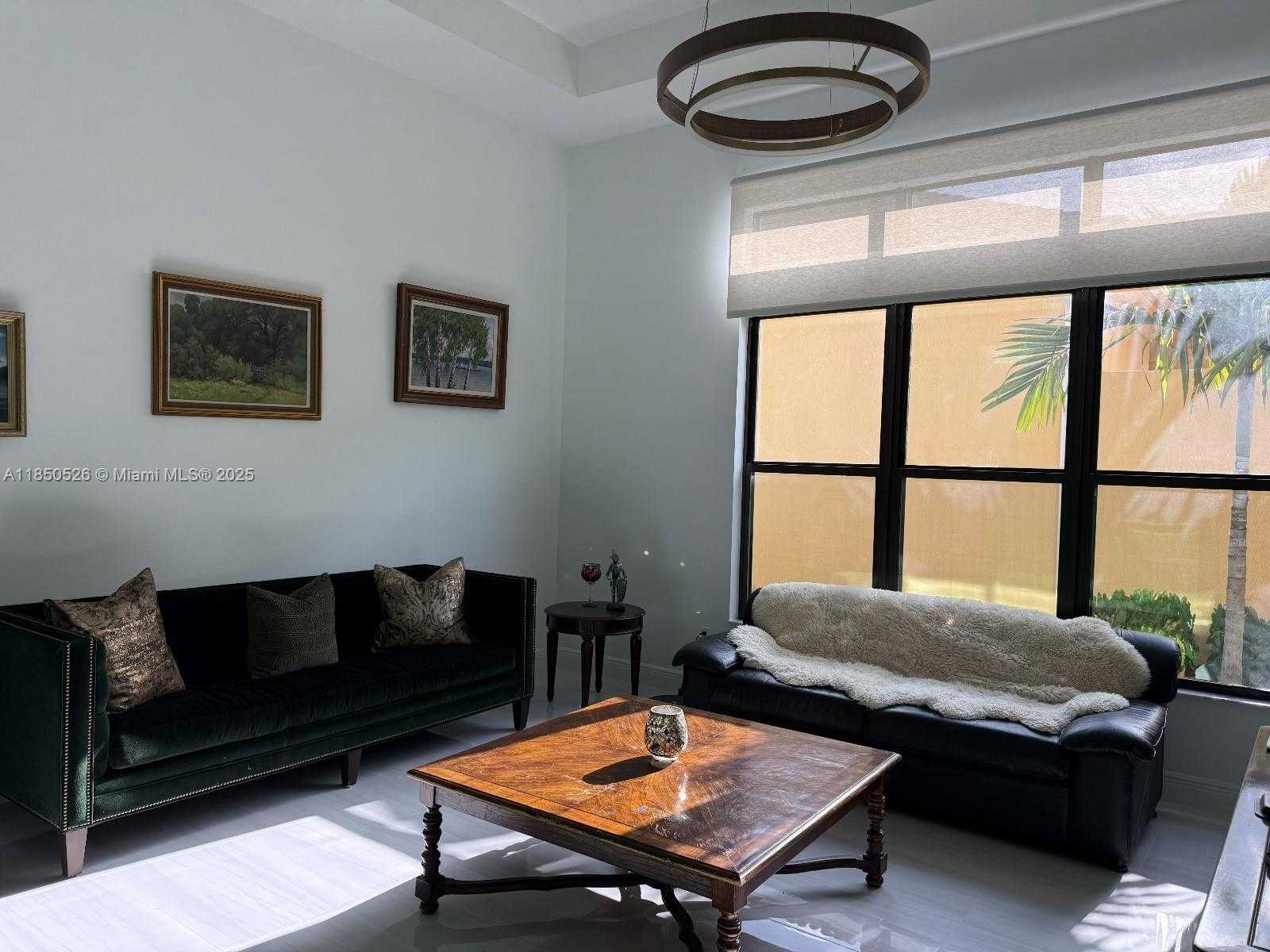 Small Image of 12150 SOUTH BASTILLE CIR S, Parkland Number 12