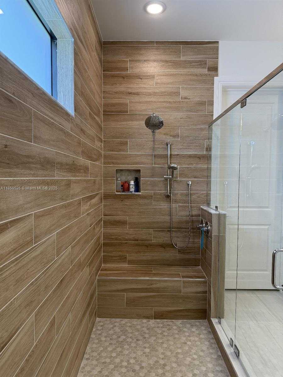 Small Image of 12150 SOUTH BASTILLE CIR S, Parkland Number 21