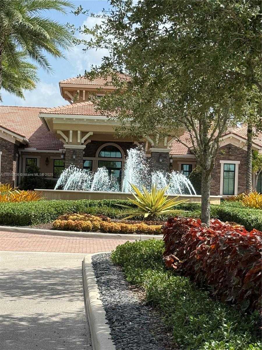 Small Image of 12150 SOUTH BASTILLE CIR S, Parkland Number 29