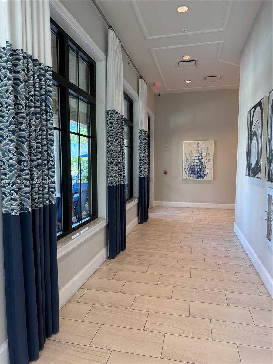 Small Image of 12150 SOUTH BASTILLE CIR S, Parkland Number 39
