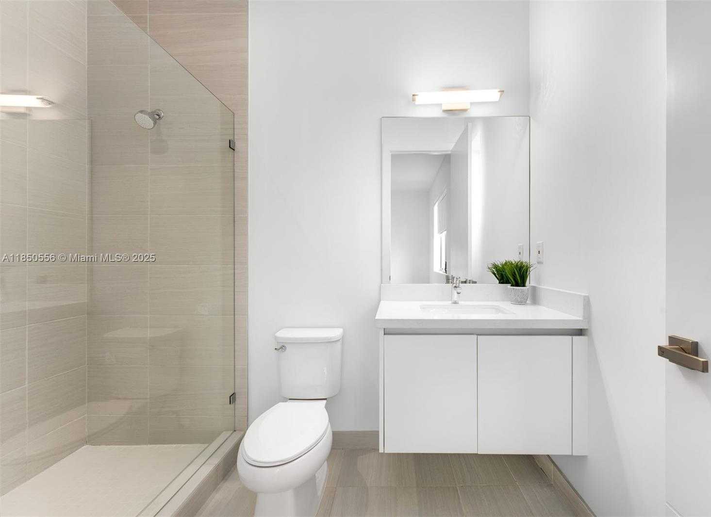 Small Image of 16703 SOUTH BOTANIKO DR S, Weston Number 11
