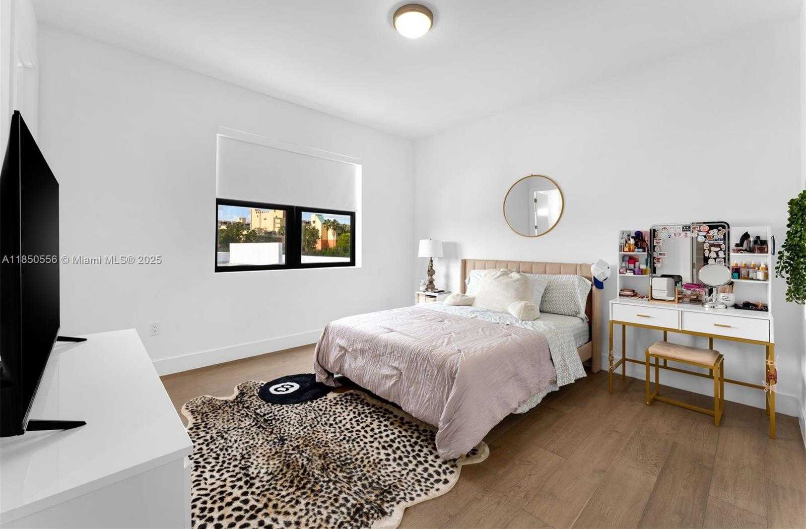 Small Image of 16703 SOUTH BOTANIKO DR S, Weston Number 38